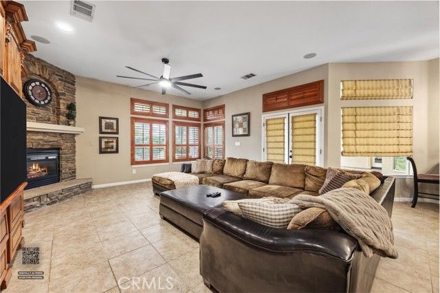 205 Somerford Court, Bakersfield, CA 93312