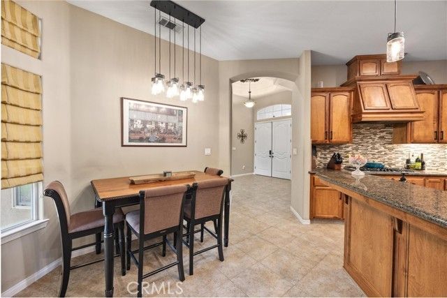 205 Somerford Court, Bakersfield, CA 93312