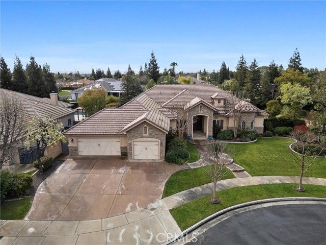 205 Somerford Court, Bakersfield, CA 93312