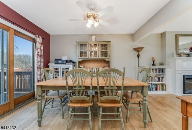 117 Deerfield Dr, Hackettstown Town, NJ 07840