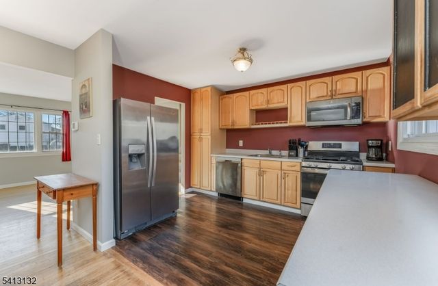 117 Deerfield Dr, Hackettstown Town, NJ 07840