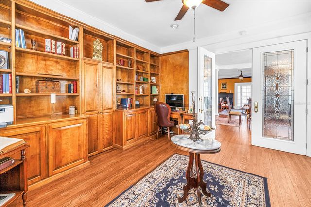 208 N SPRING BOULEVARD, Tarpon Springs, FL 34689