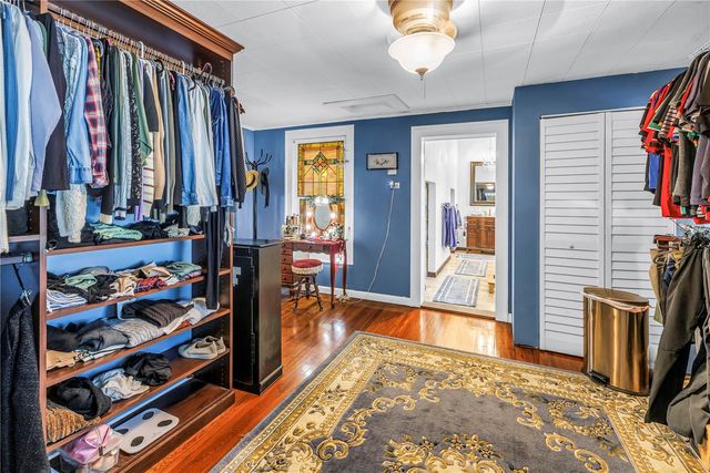 208 N SPRING BOULEVARD, Tarpon Springs, FL 34689