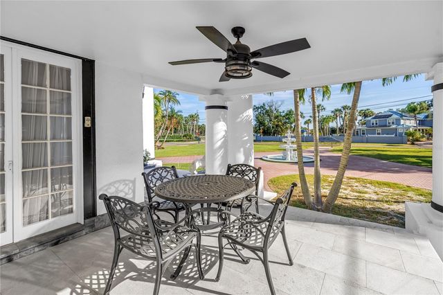 208 N SPRING BOULEVARD, Tarpon Springs, FL 34689