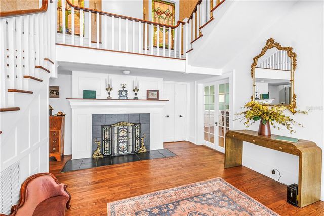 208 N SPRING BOULEVARD, Tarpon Springs, FL 34689