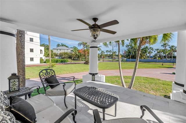 208 N SPRING BOULEVARD, Tarpon Springs, FL 34689