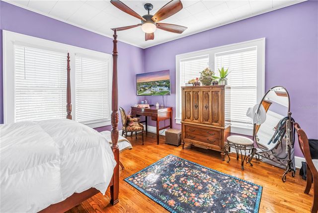 208 N SPRING BOULEVARD, Tarpon Springs, FL 34689