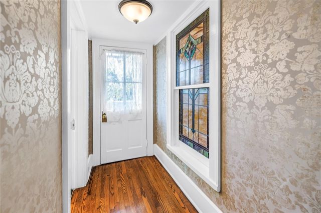 208 N SPRING BOULEVARD, Tarpon Springs, FL 34689