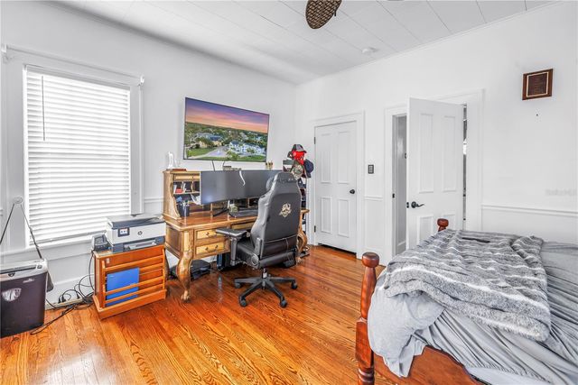 208 N SPRING BOULEVARD, Tarpon Springs, FL 34689