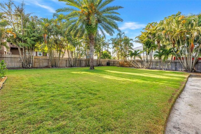 208 N SPRING BOULEVARD, Tarpon Springs, FL 34689