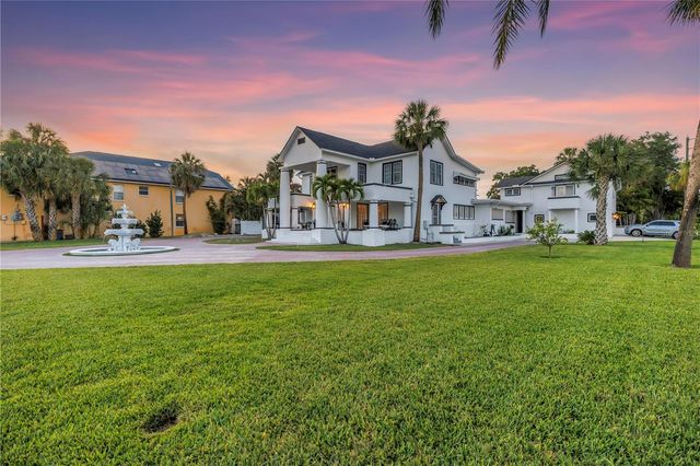 208 N SPRING BOULEVARD, Tarpon Springs, FL 34689
