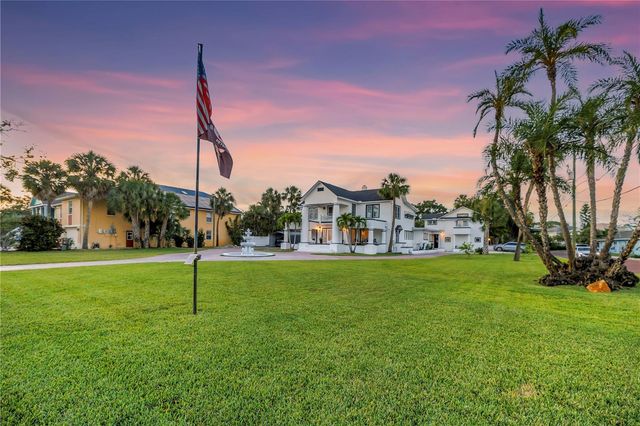 208 N SPRING BOULEVARD, Tarpon Springs, FL 34689