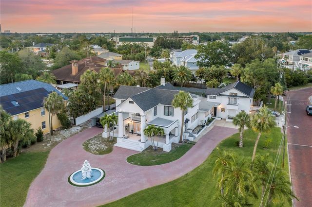 208 N SPRING BOULEVARD, Tarpon Springs, FL 34689