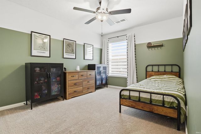 5381 Bloomsbury Court, Newburgh, IN 47630