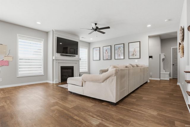 5381 Bloomsbury Court, Newburgh, IN 47630