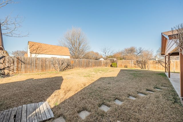 6324 Lawndale Drive, Edgecliff Village, TX 76134