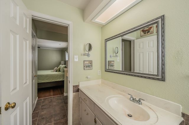 6324 Lawndale Drive, Edgecliff Village, TX 76134