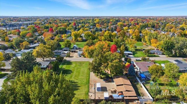 2106 N Cribbens Street, Boise, ID 83713