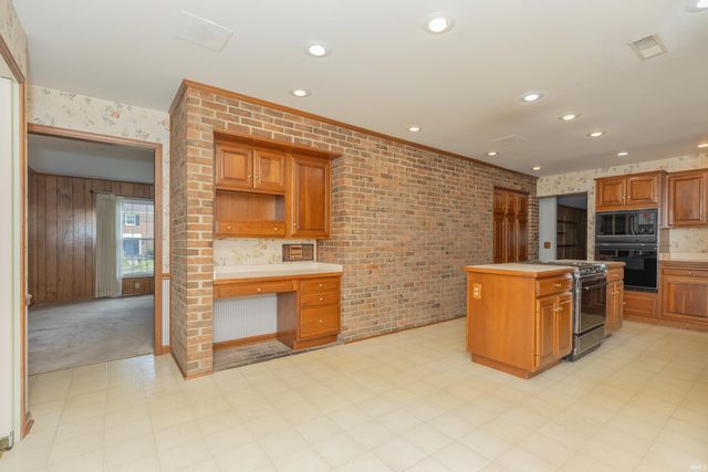 7309 Olive Street, Evansville, IN 47715