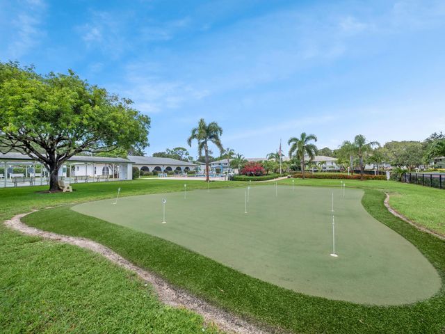 3 Westwood Avenue 101E, Tequesta, FL 33469