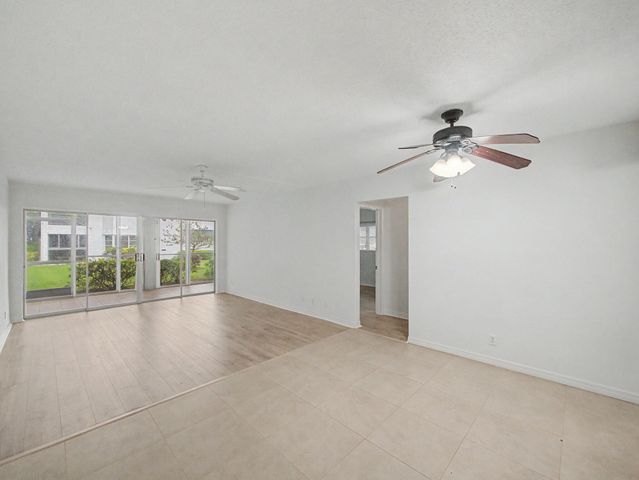 3 Westwood Avenue 101E, Tequesta, FL 33469