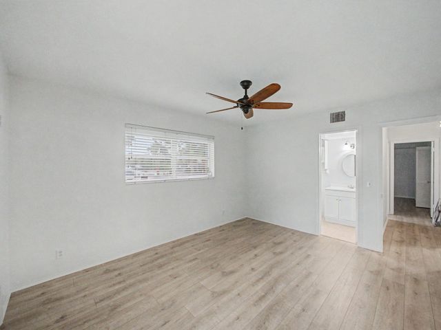 3 Westwood Avenue 101E, Tequesta, FL 33469