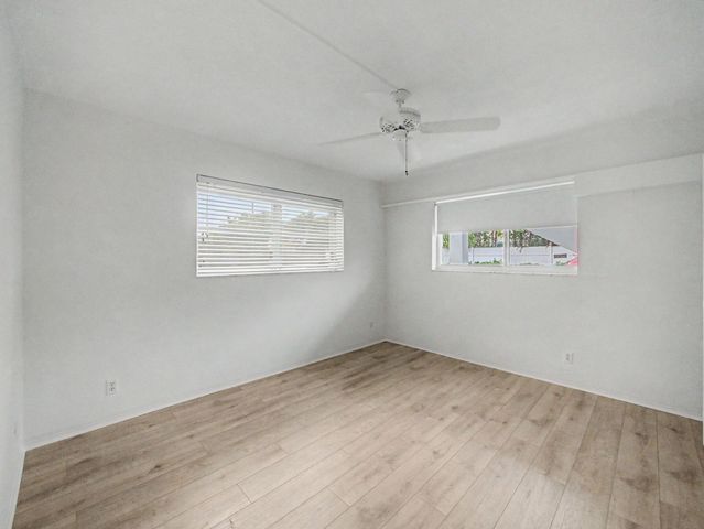3 Westwood Avenue 101E, Tequesta, FL 33469