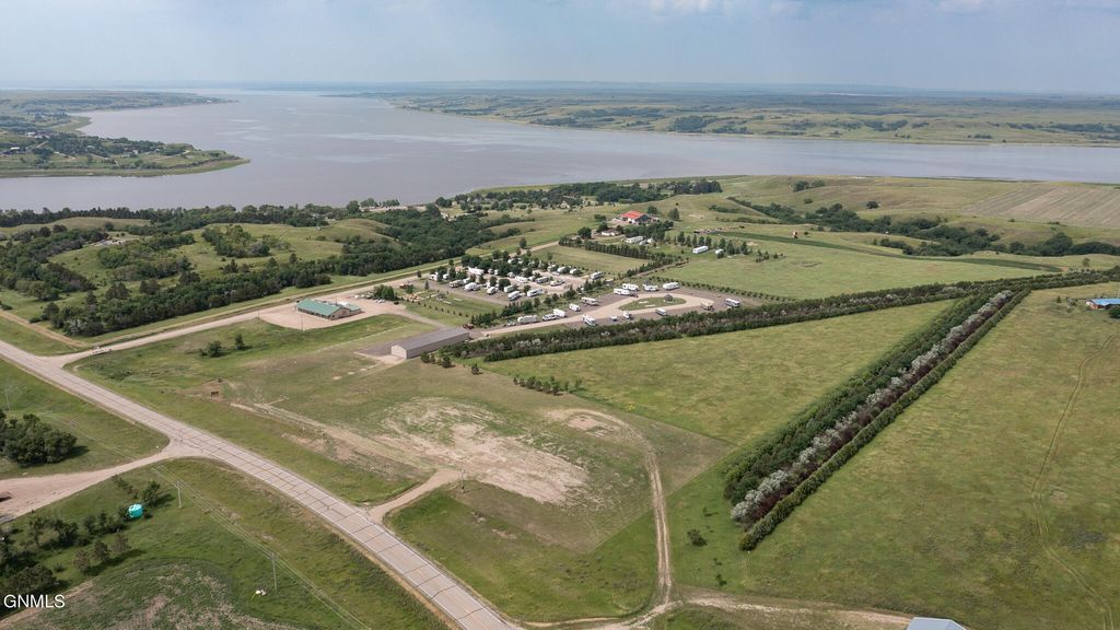 8031 Nd-1804, Linton, ND 58552 photo 6