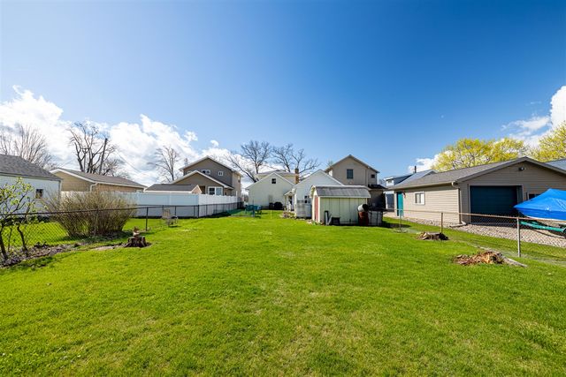 114 W Grove Avenue, Michigan Center, MI 49254