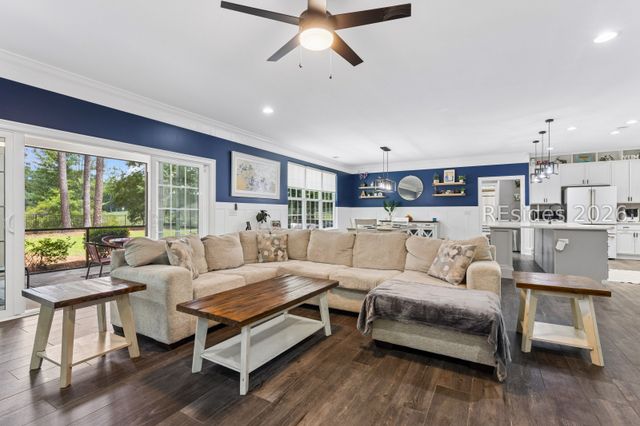 11 Hathaway Ln, Bluffton, SC 29910