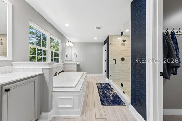 11 Hathaway Ln, Bluffton, SC 29910