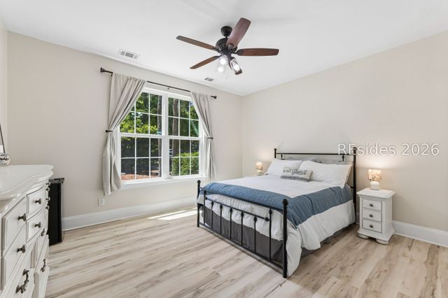 11 Hathaway Ln, Bluffton, SC 29910