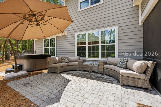 11 Hathaway Ln, Bluffton, SC 29910