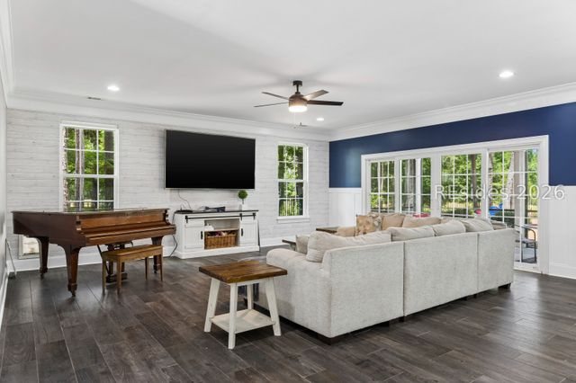 11 Hathaway Ln, Bluffton, SC 29910