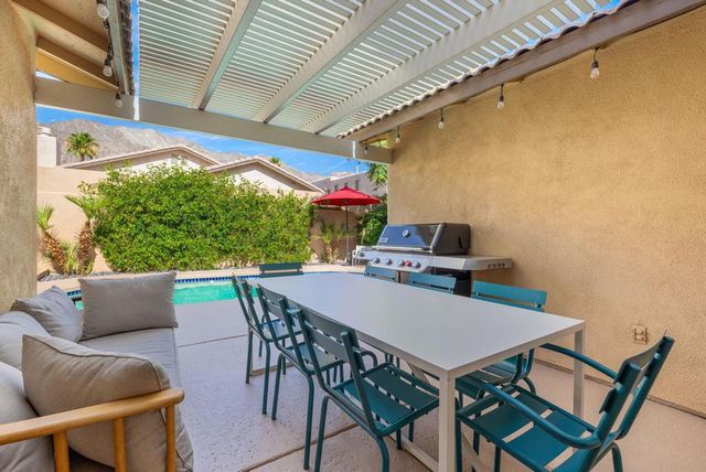 53045 Avenida Alvarado, La Quinta, CA 92253