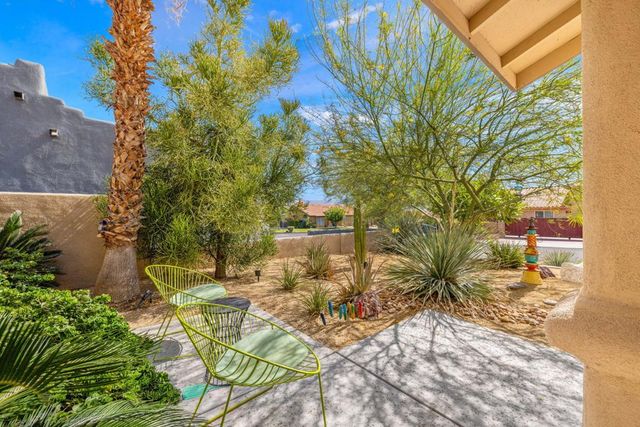 53045 Avenida Alvarado, La Quinta, CA 92253