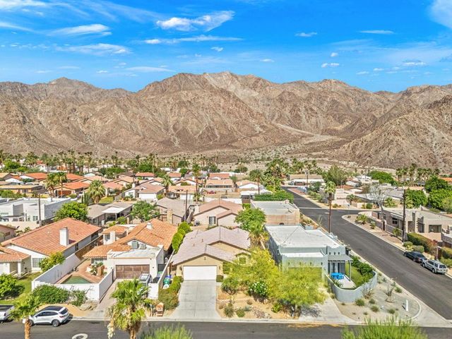 53045 Avenida Alvarado, La Quinta, CA 92253