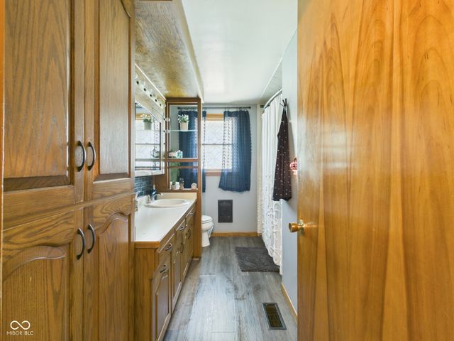 2948 E 100 S, Anderson, IN 46017