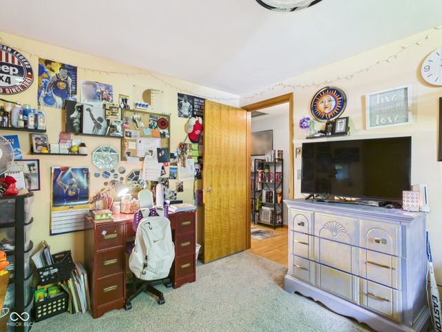 2948 E 100 S, Anderson, IN 46017