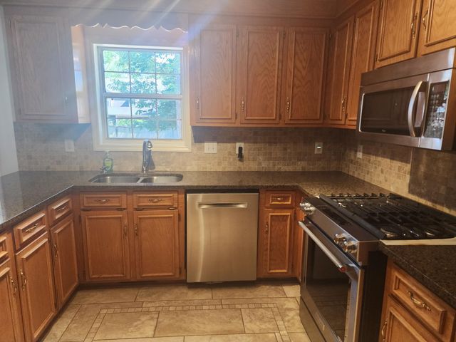 102 Keighley Drive, Goose Creek, SC 29445