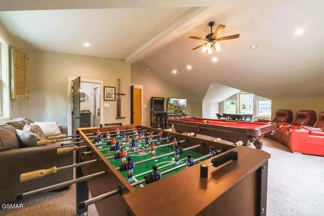 260 Circle Drive, Gatlinburg, TN 37738