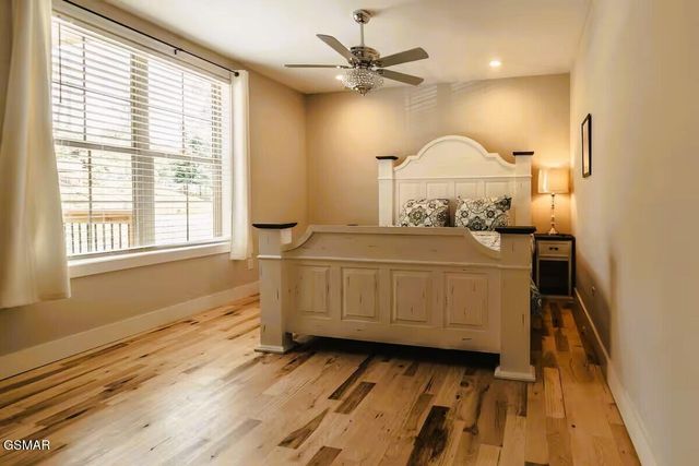 260 Circle Drive, Gatlinburg, TN 37738