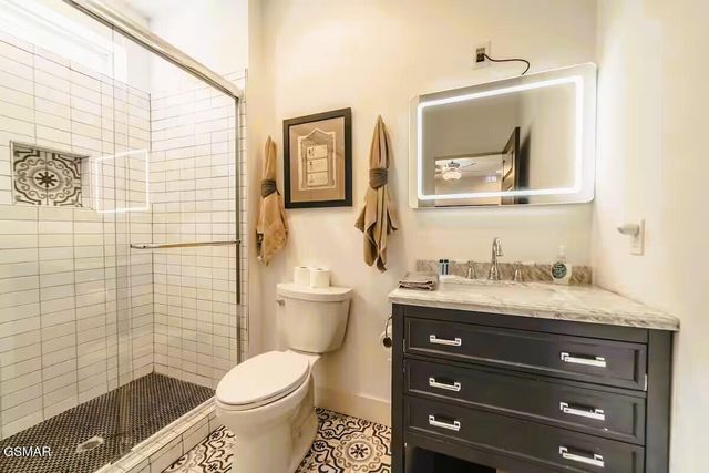 260 Circle Drive, Gatlinburg, TN 37738