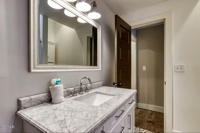 260 Circle Drive, Gatlinburg, TN 37738