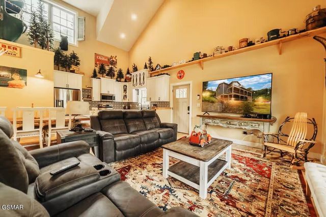 260 Circle Drive, Gatlinburg, TN 37738