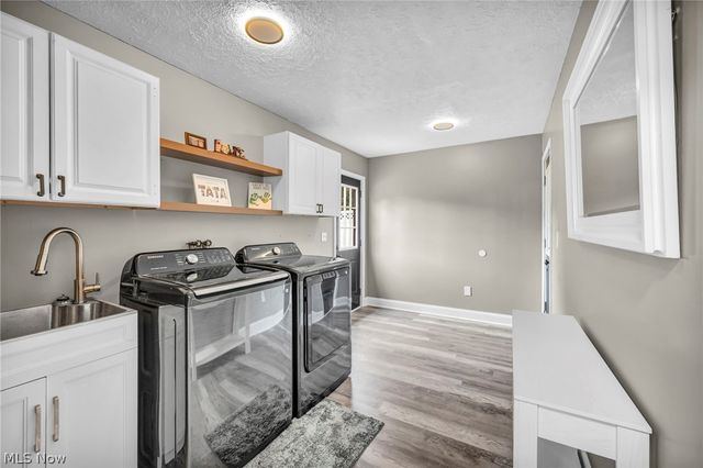 1194 Dover Drive, Medina, OH 44256