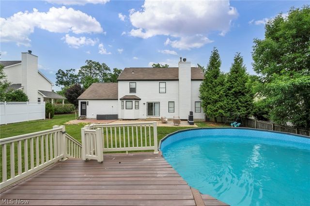 1194 Dover Drive, Medina, OH 44256