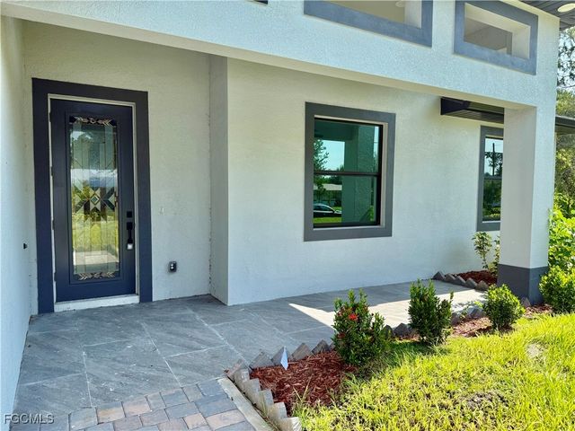 505 E 5th ST, Lehigh Acres, FL 33972