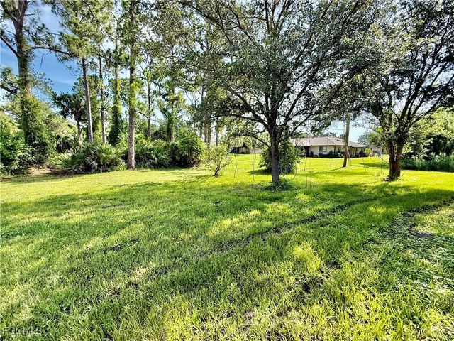 505 E 5th ST, Lehigh Acres, FL 33972