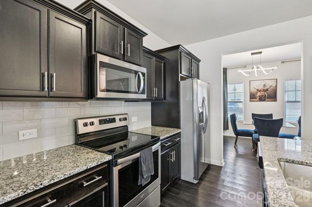 832 Newfound Hollow Drive, Charlotte, NC 28214